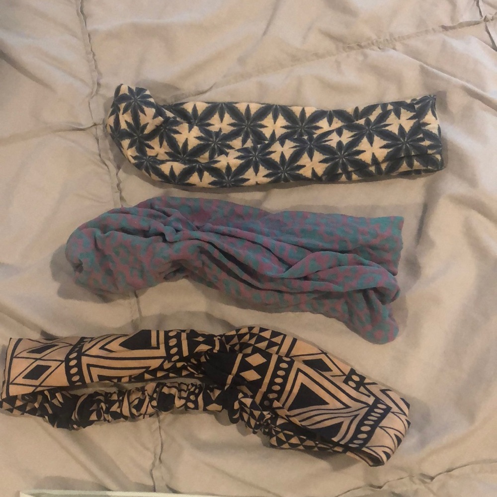 Super cute head band/ head wraps